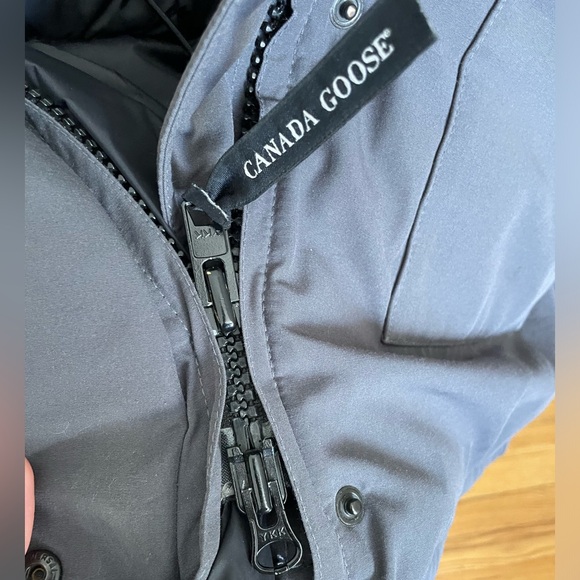 Canada Goose Trillium Parka - Picture 6 of 16